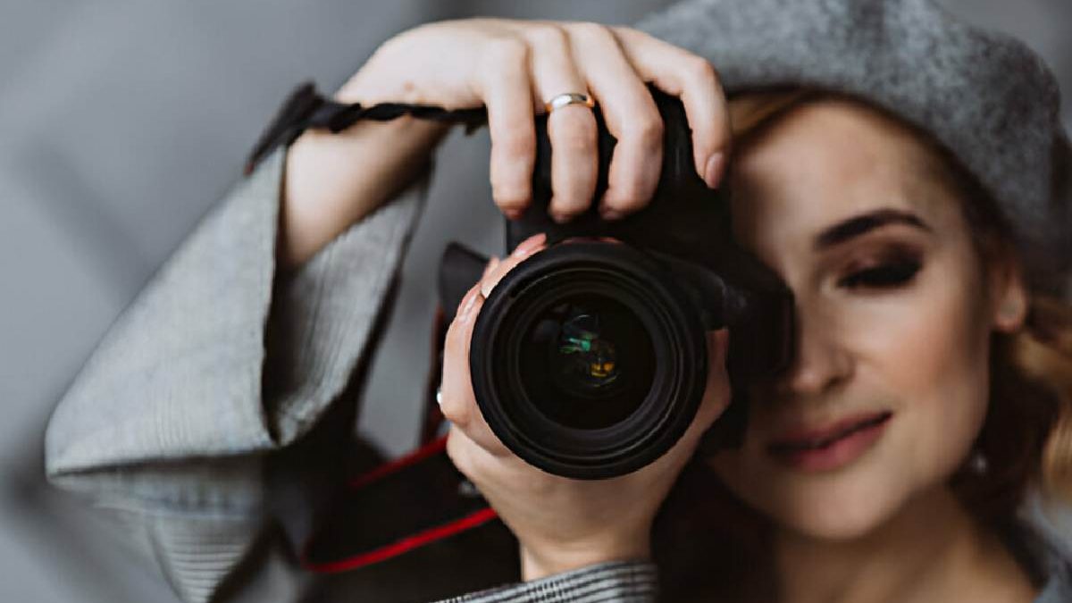 What is a Photography Business – Importance, Model, and More
